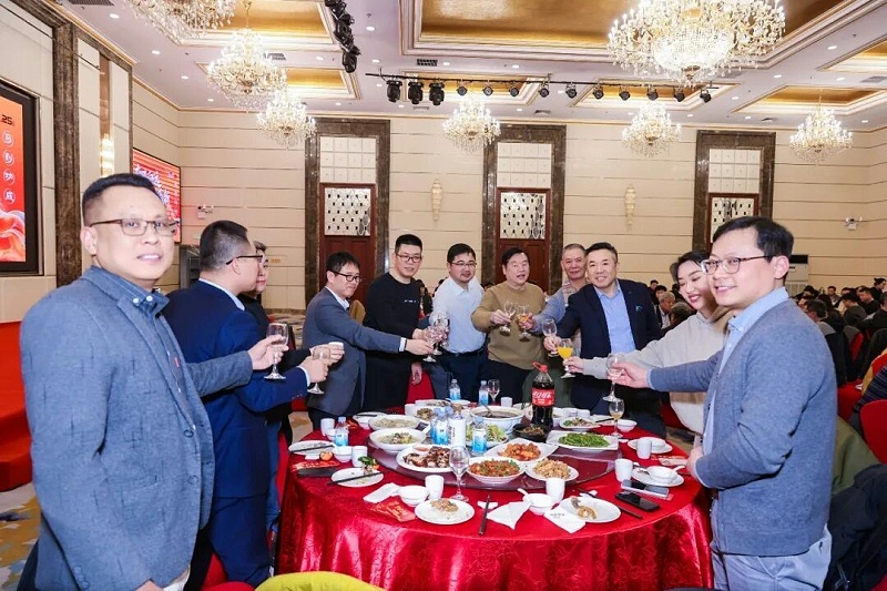 9ZOBO免费看片TV下载董事长张新峰：以技术破内卷，以服务筑根基｜ZOBO免费看片TV下载与行业共赴和鸣新程