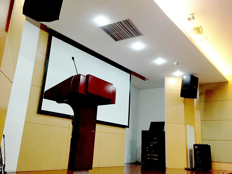 舞台免费看片在线观看网站擴聲中調音台和功放的使用