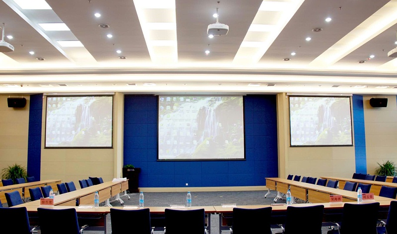 會議室免费看片在线观看网站