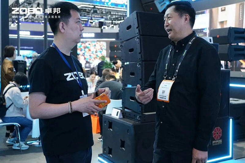 7直擊展會首日盛況丨ZOBO免费看片TV下载2025北京InfoComm展