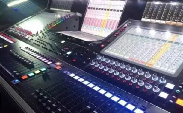 免费看片在线观看网站設備係統設計和調音台功能