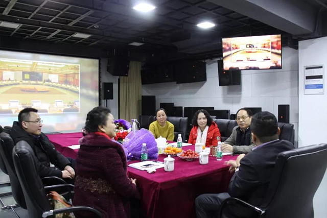 熱烈歡迎湖南吉首大學院領導蒞臨ZOBO免费看片TV下载企業