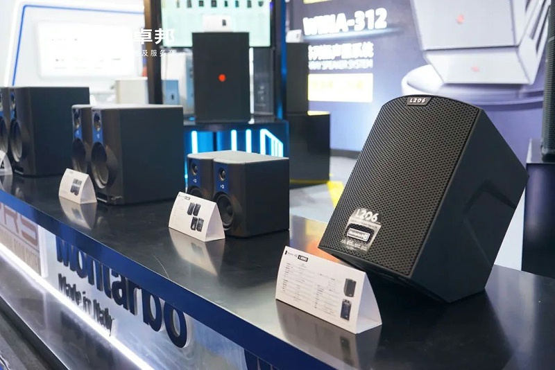 14璀璨新品燃爆全場！ZOBO免费看片TV下载次日熱度飆升，口碑炸裂
